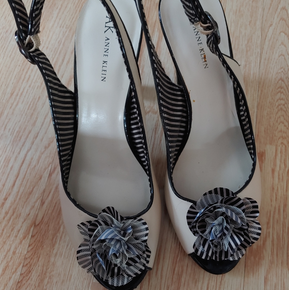 Anne Klein Heels 🔗